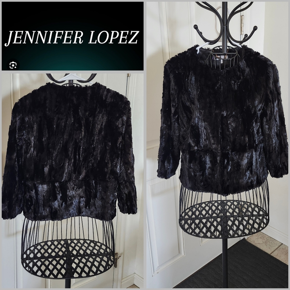 Jennifer Lopez 3/4 sleeve with Cozy Black Faux Fur Jacket. Women Size Medium